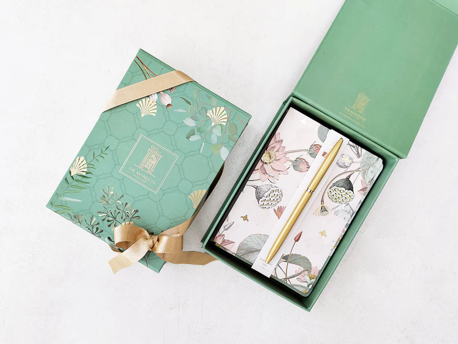 Water Lily Luxury Greeting Cards Gift Box